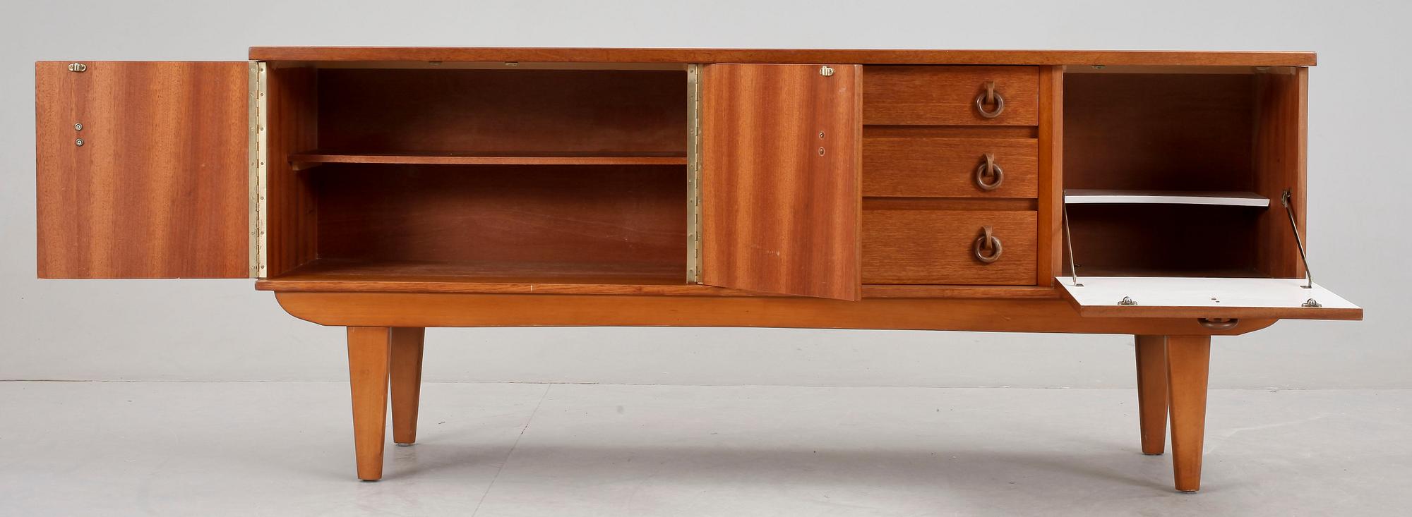 SIDEBOARD, 1960-tal.