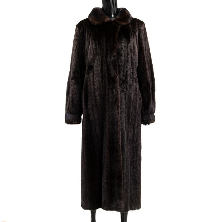 A SAGA MINK FUR COAT.