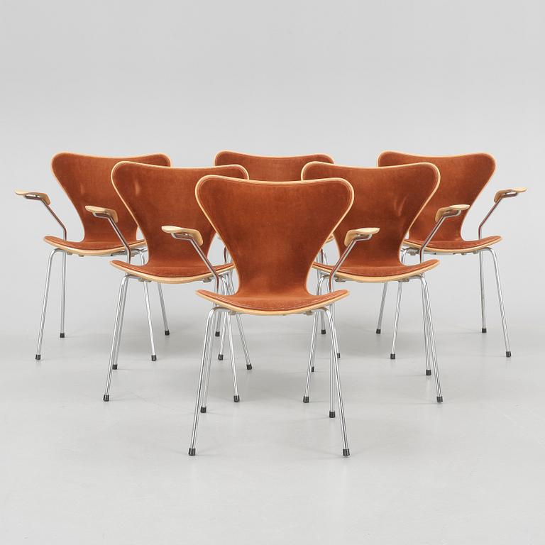 STOLAR, 6 st, "Sjuan", Arne Jacobsen för Fritz Hansen, 1900-talets andra hälft.
