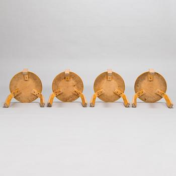 Alvar Aalto, klahvipöytä DL82 ja jakkaroita, 4 kpl, malli 60,  O.Y. Huonekalu-ja Rakennustyötehdas A.B. 1950-tal.