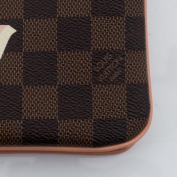 Louis Vuitton, väska, "Pochette Double Zip".
