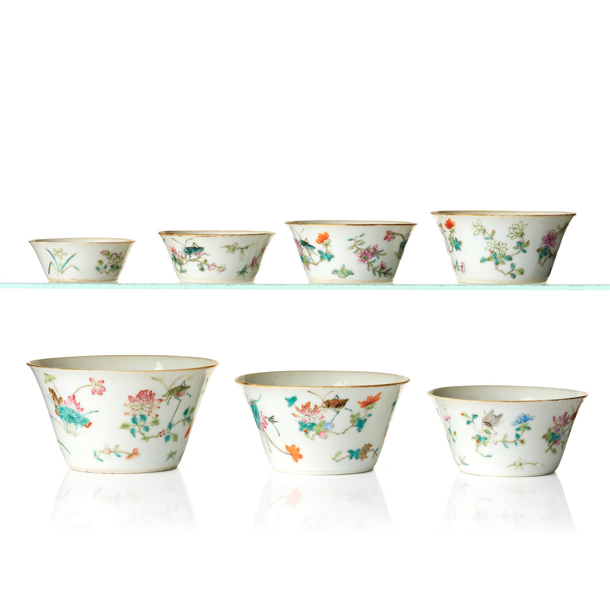 A set with seven famille rose bowls, Qing dynasty, 19th Century.