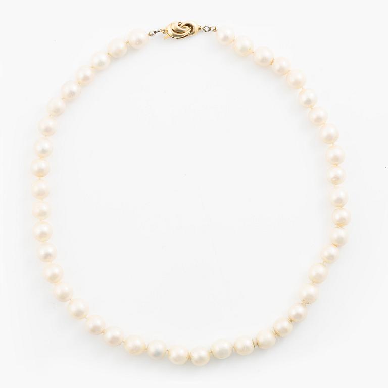 Pärlcollier, med odlade pärlor, lås i 18K guld.