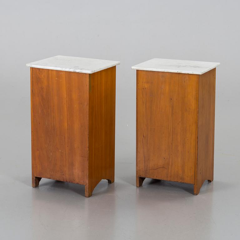 A pair of jugend bedside tables.