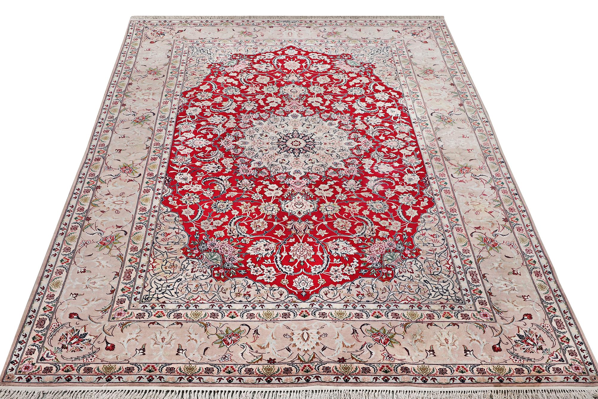 An Esfahan carpet with silk warp, c. 298 x 206 cm.