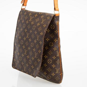 Louis Vuitton, a monogram 'Musette Salsa' Bag.