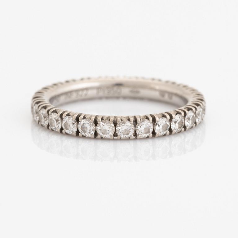 Cartier ring helallians platina med runda briljantslipade diamanter.