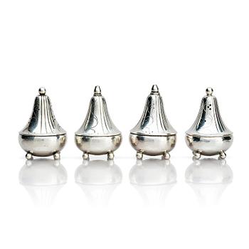444. Georg Jensen, ströare, 4 st, sterling silver, design Harald Nielsen, Köpenhamn 1933-44, 1 st Köpenhamn efter 1945.