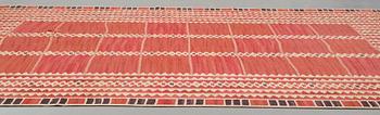 Barbro Nilsson, Matto, "Salerno röd", flat weave, ca 387-390,5 x 257,5-266 cm, signed AB MMF BN.