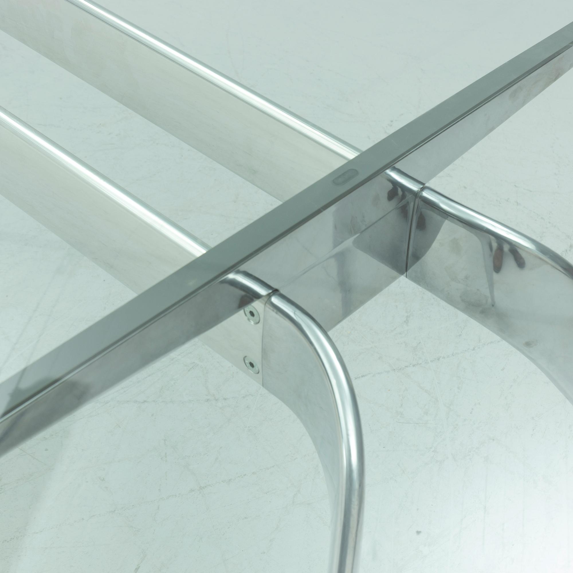 Tod Bracher, matbord, "TNo1", Fritz Hansen, Danmark.