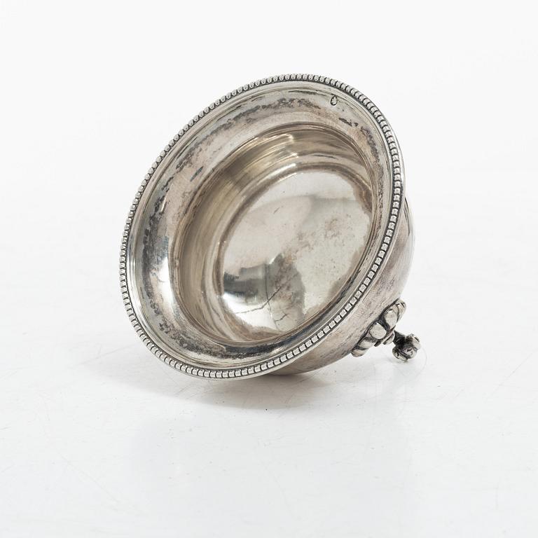Skål, silver, S:t Petersburg 1863, kontrollmästarstämplad Edouard Fedorovich Brandenburg.
