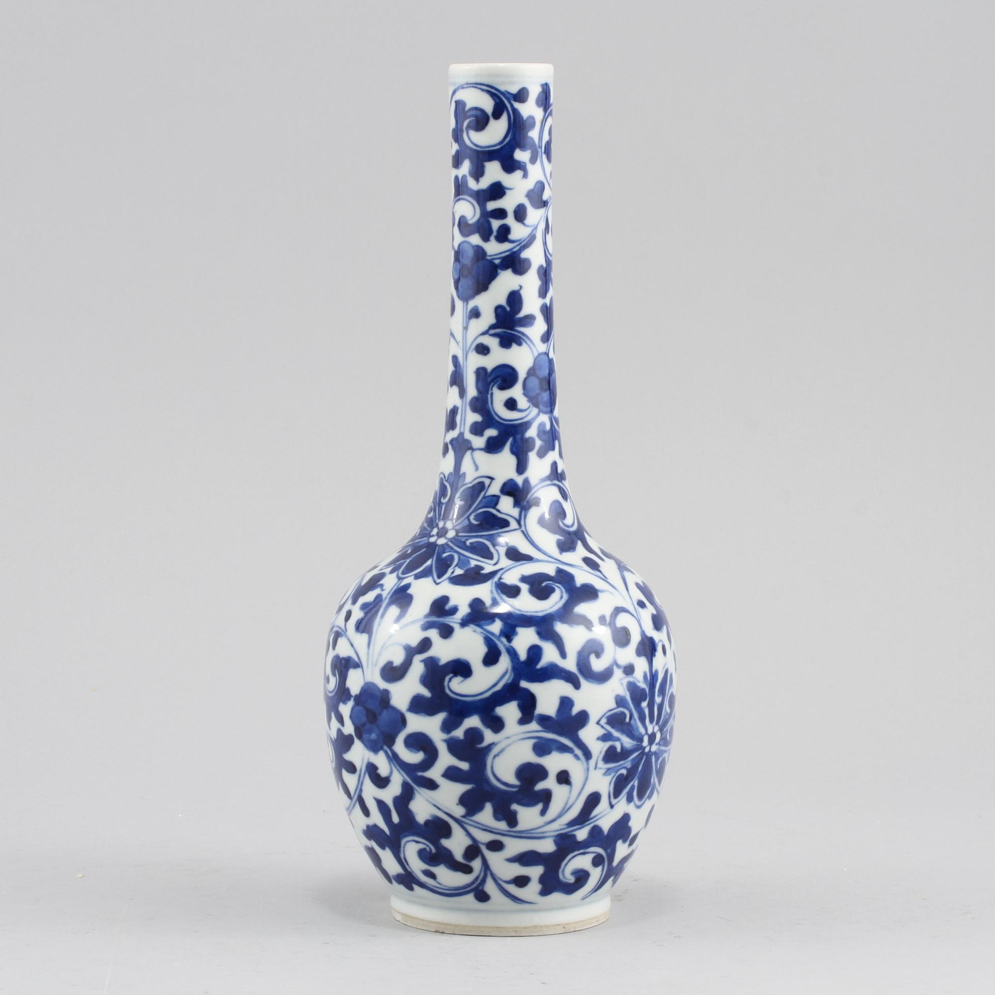 VAS, porslin, Kina, 1800/1900-tal.