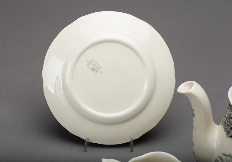 SERVISDELAR, 68 delar, ferrafajans, "Landskap" Reinhard Richter, Arabia 1932-1949.