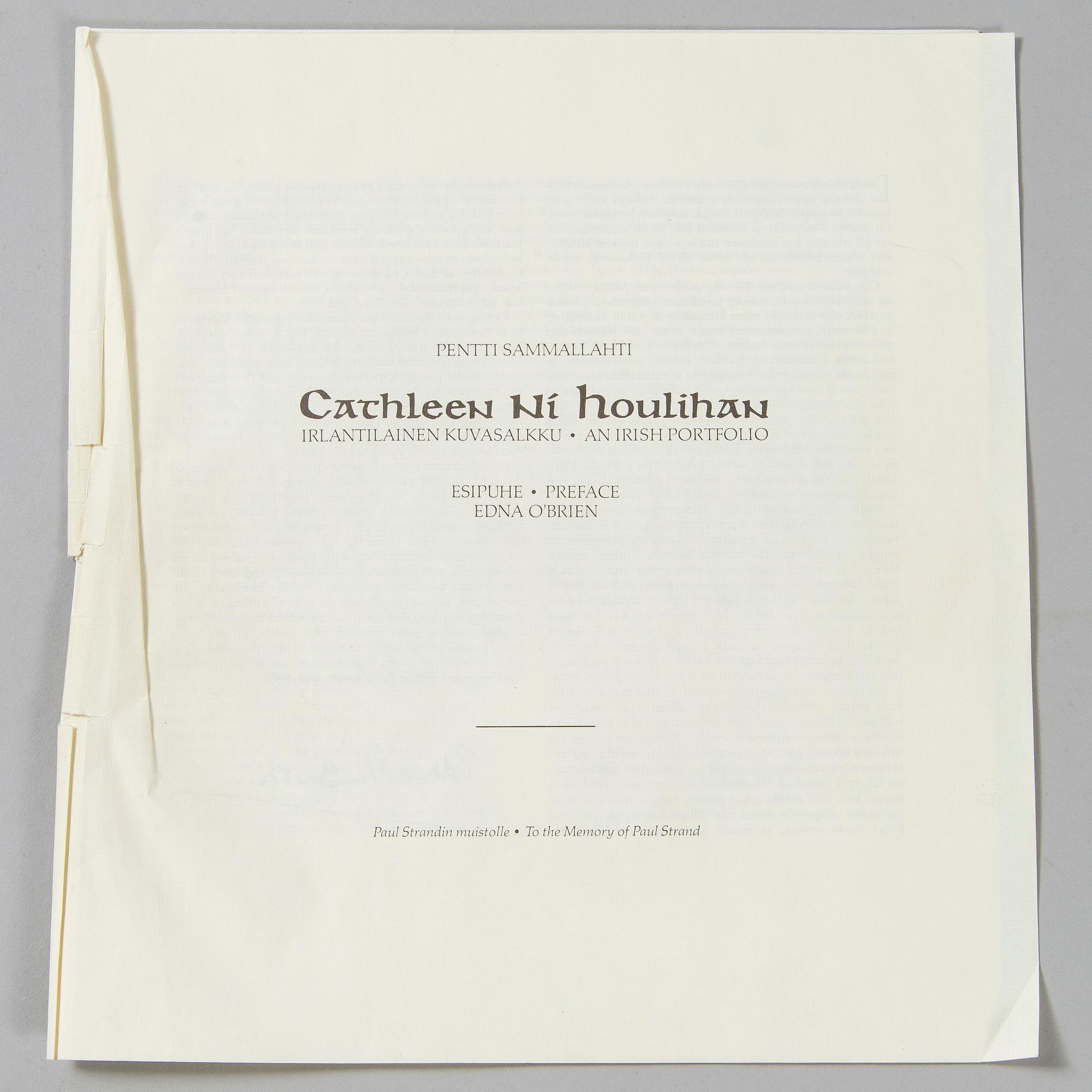 Pentti Sammallahti, "Irlantilainen Kuvasalkku - An Irish Portfolio".
