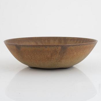 Wilhelm Kåge, a 'Farsta' stoneware bowl, Gustavsberg Studio.