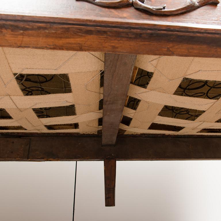 Sohva, Hotel Kämp, 1800-luvun loppu. Pituus 315 cm.