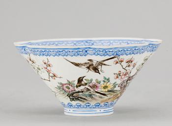 SKÅL, äggskalsporslin, Kina, 1900-tal.