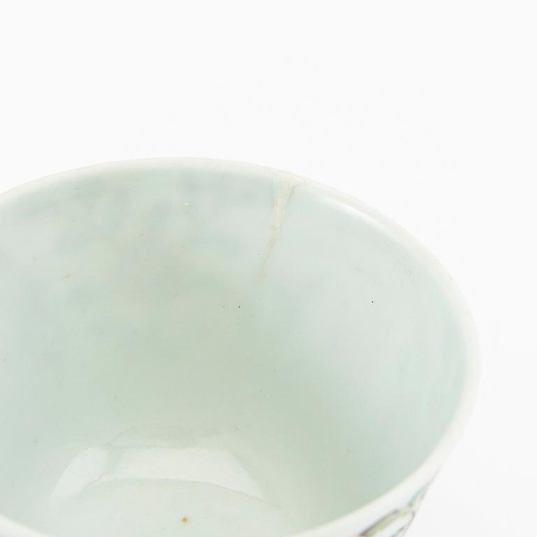 A Chinese stemcup, a bowl and two cups, late Qing dynasty/early 20th century.