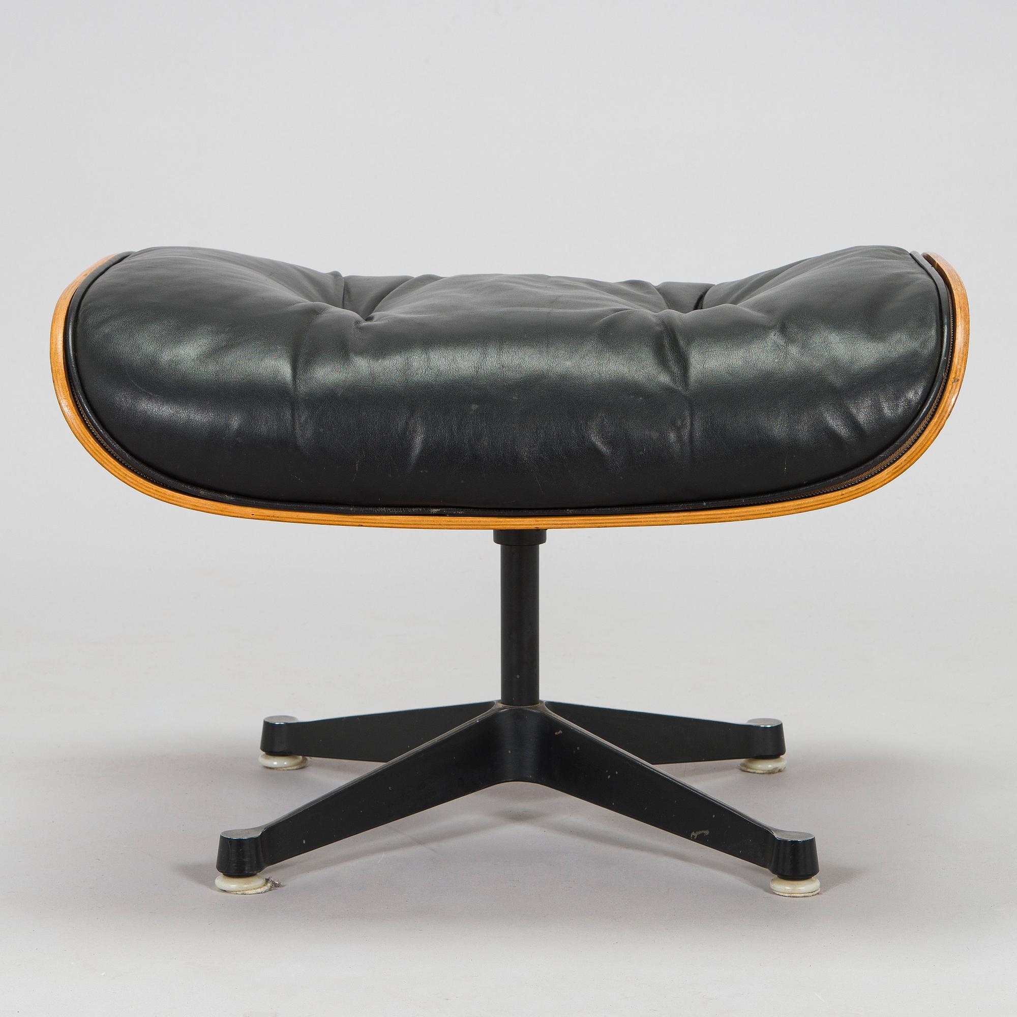 Charles & Ray Eames, 'Lounge chair' and ottoman, licensed by Mobilier International France, 1977.