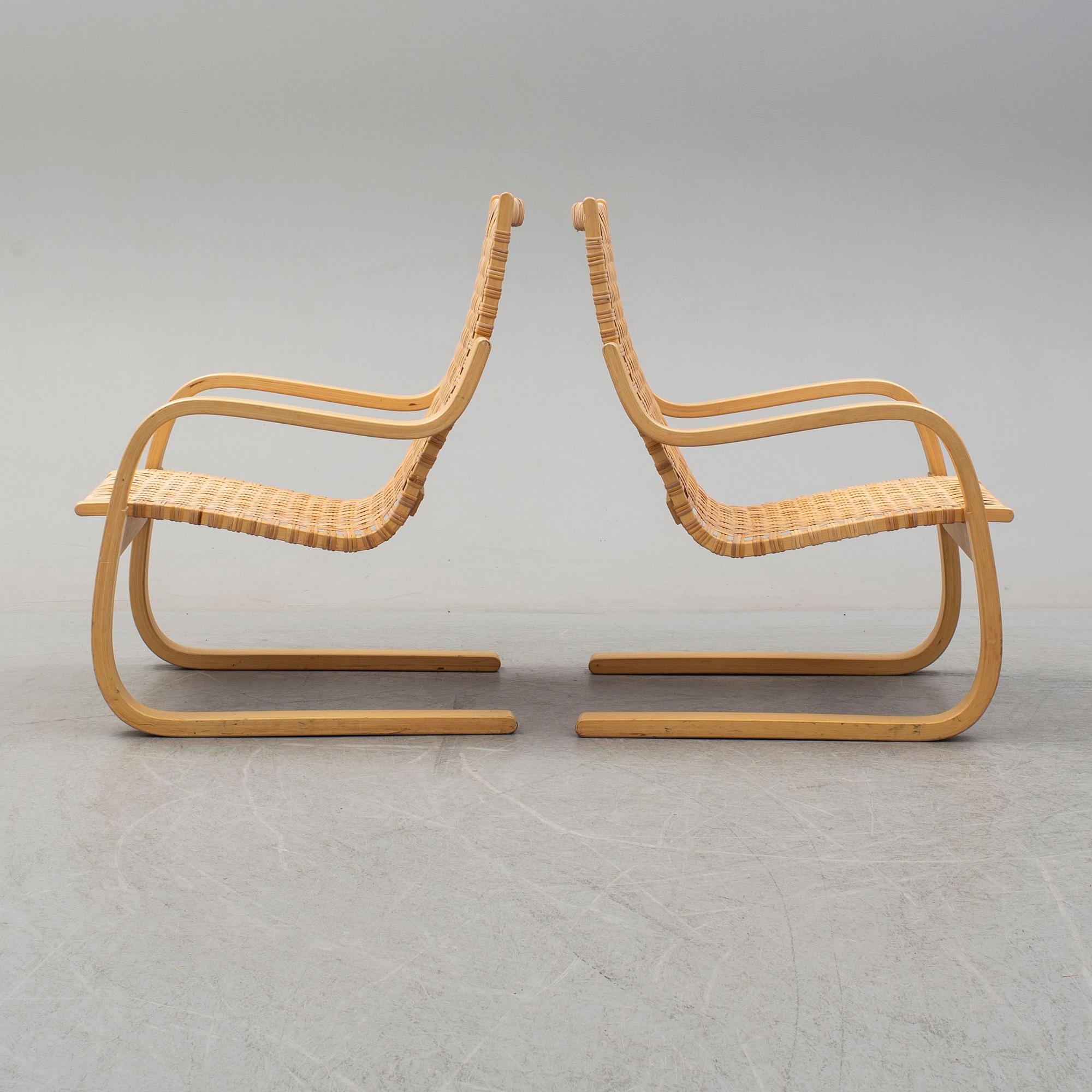 ALVAR AALTO, fåtöljer, ett par, modell 406.