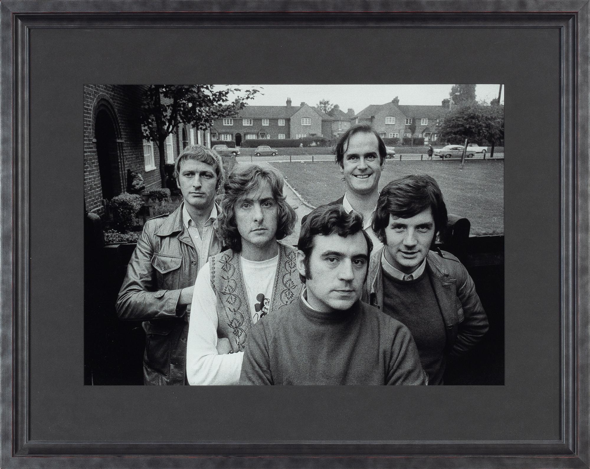 Rolf Adlercreutz, Fotografi Monty Python 1970, signerad a tergo.