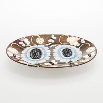 Birger Kaipiainen, A 'Duetto' Ceramic plate by Birger Kaipiainen for Arabia Art in 1983, signed and numbered 202/300.