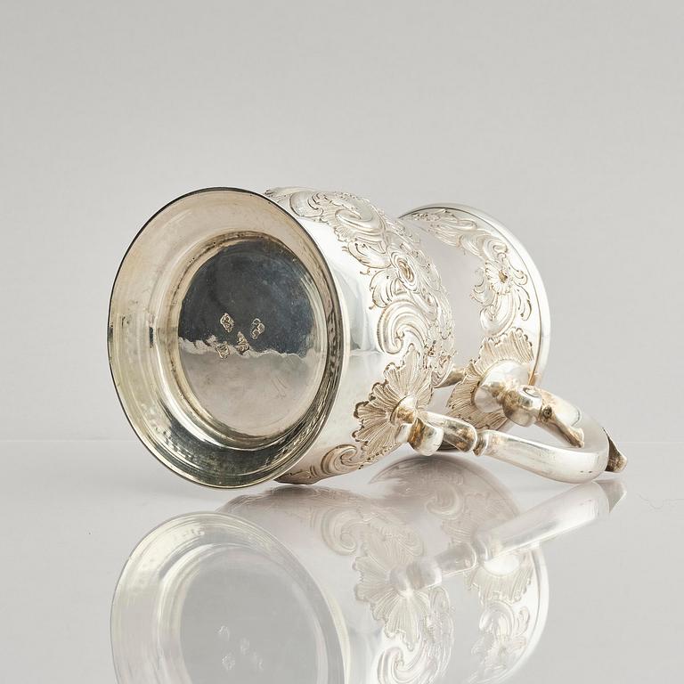 Thomas Whipham, stop/mugg, silver, London 1754.