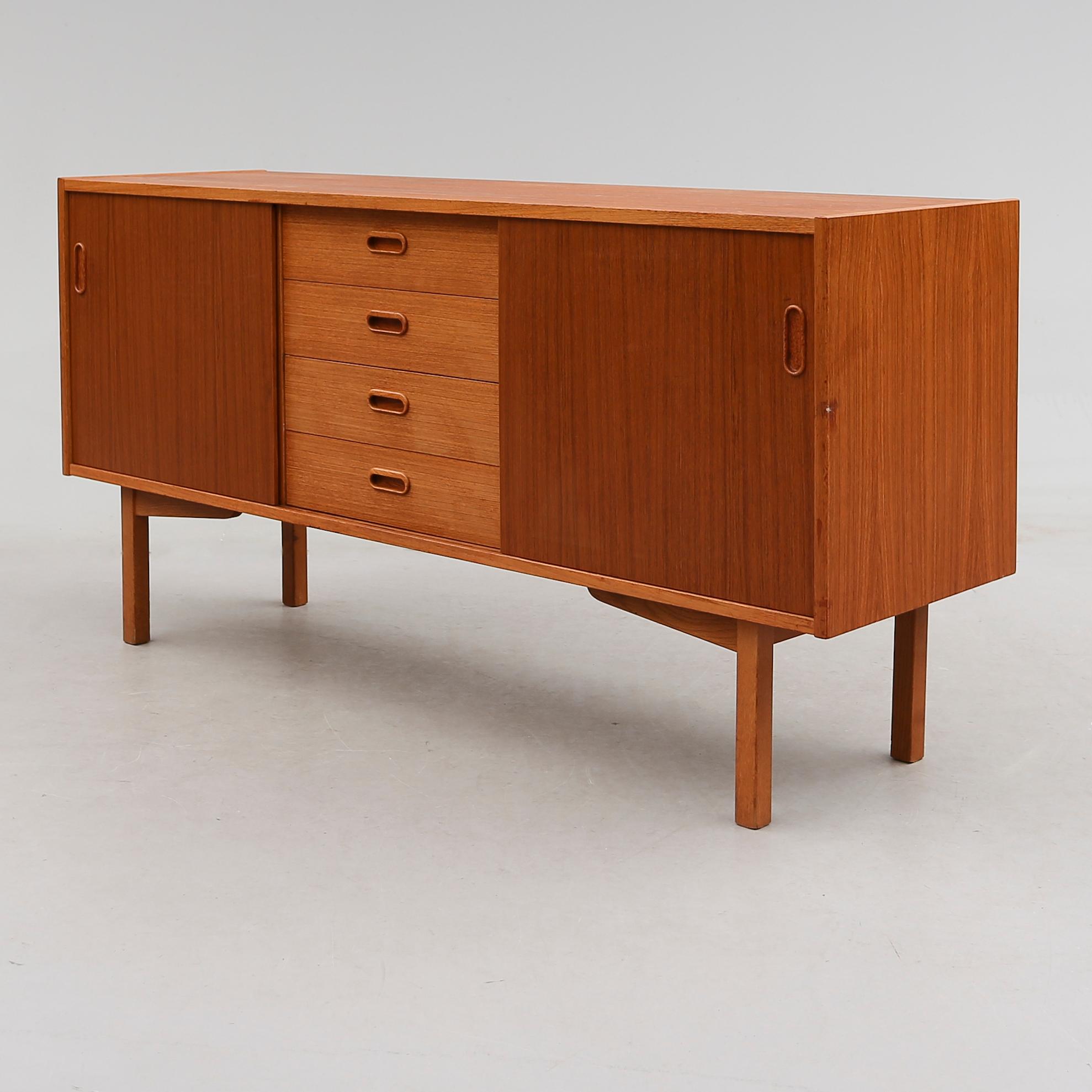 SIDEBOARD, 1900-talets andra hälft.
