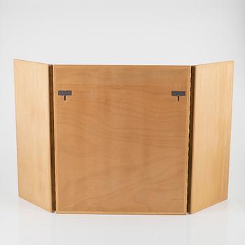 Axel Larsson, tillskriven, spegel, tredelad, björk, 1900-tal.