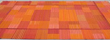 Marianne Richter, MATTA, "Fasad, orange", rölakan, ca 351,5 x 253,5 cm, signerad AB MMF MR.