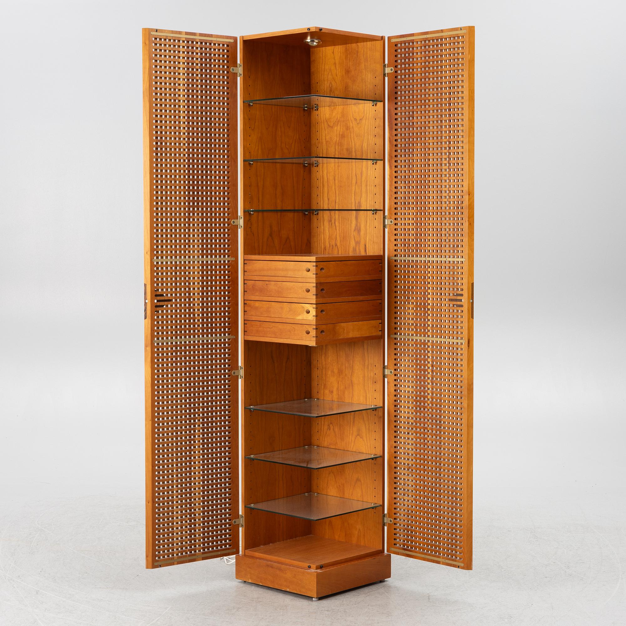 Aksel Harboe, cabinet, 1999.