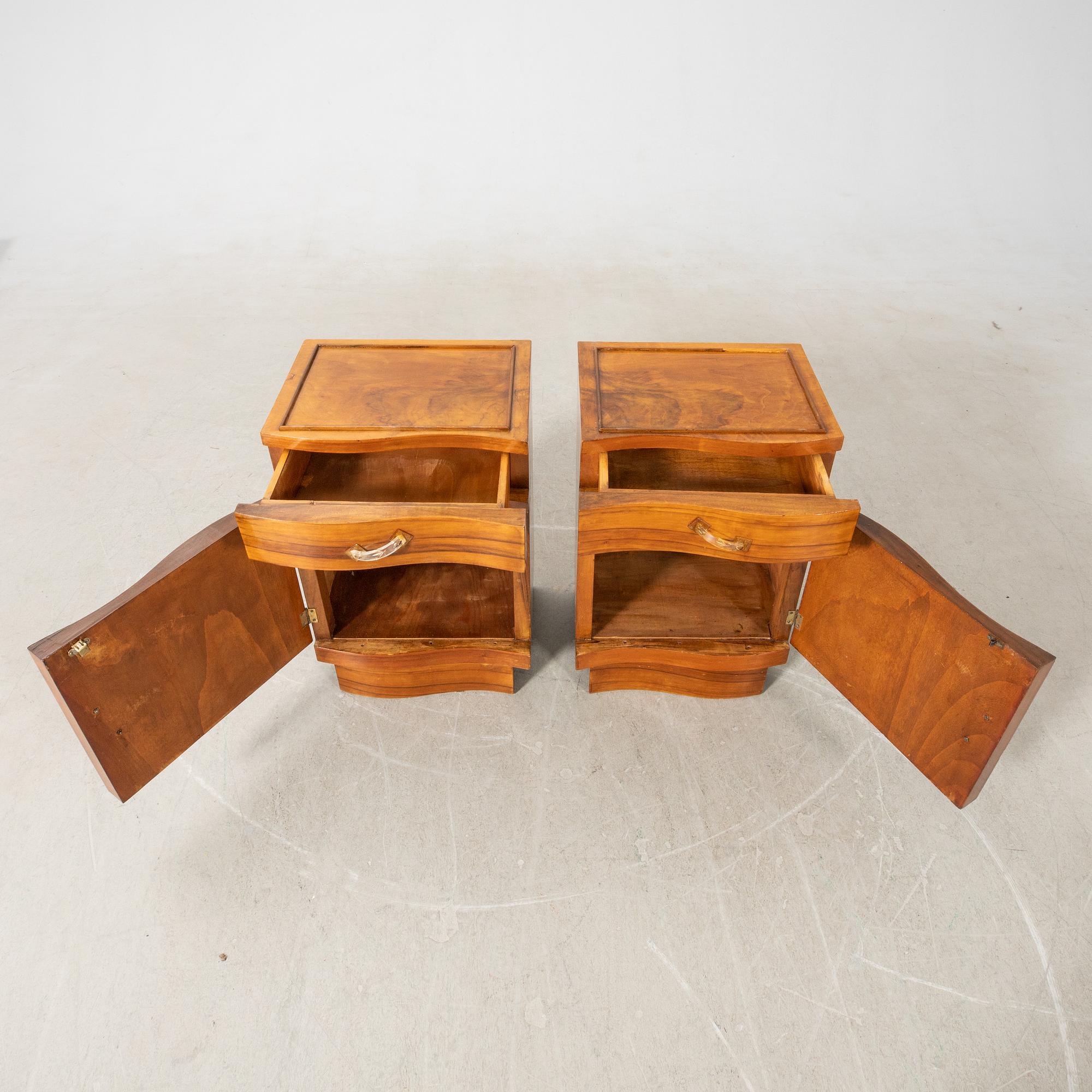 Sängbord, ett par, Art Deco 1900-talets första hälft.