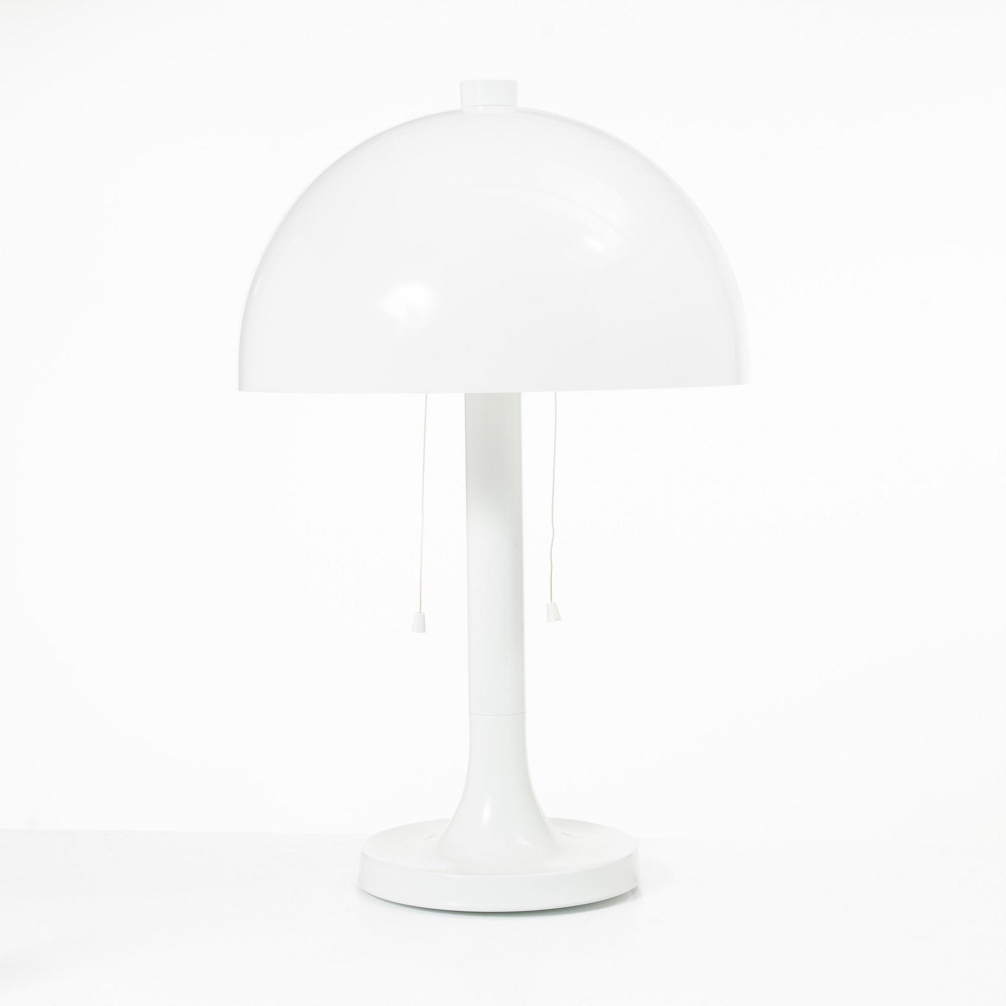 Bordslampa, Modell nr "6435" Falkenbergs belysning, 1900-talets slut.