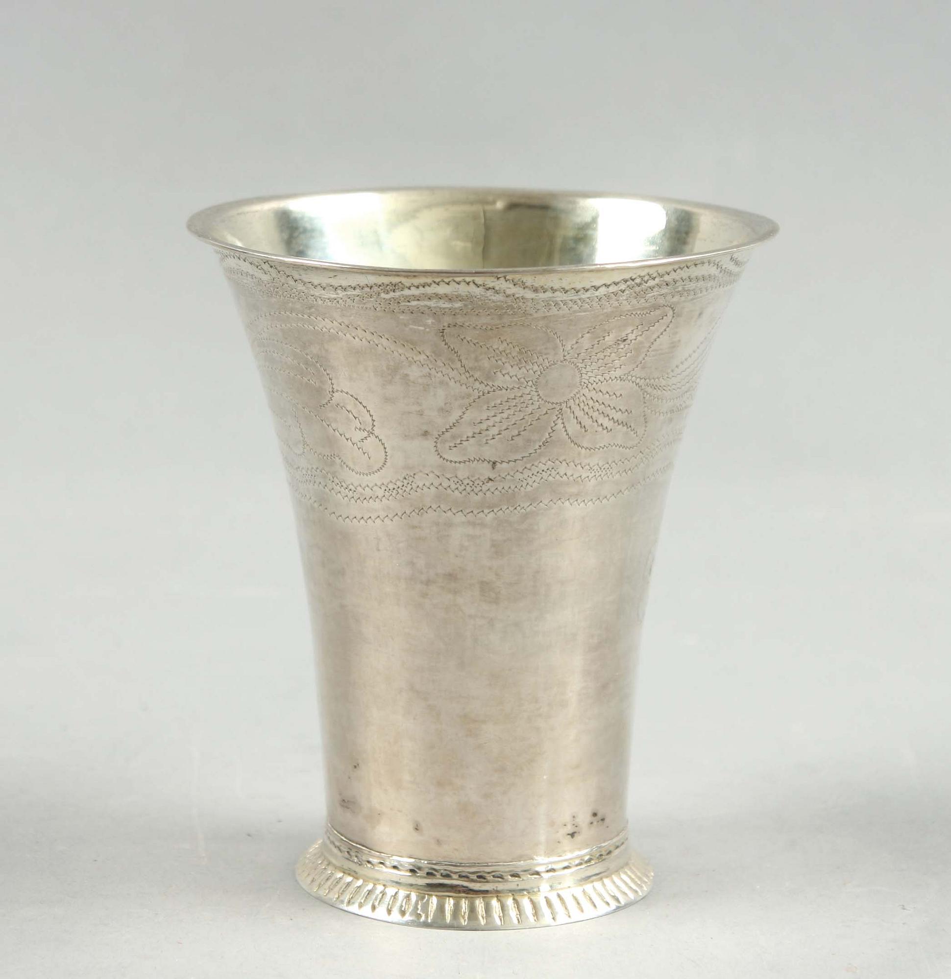 BÄGARE, silver, Johan Fredrik Hollman, Skänninge, 1807. Vikt 106 gr.