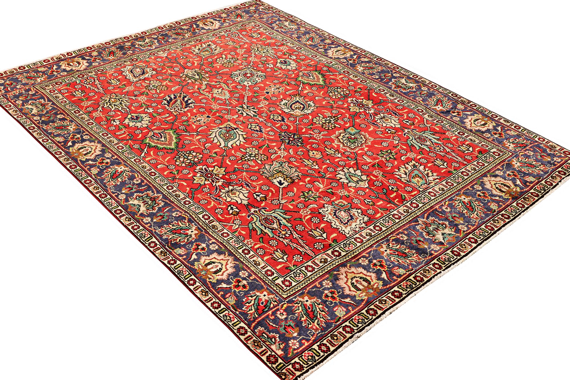 Carpet, Tabriz, approx 254 x 198 cm.