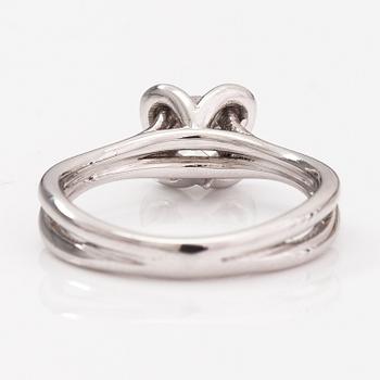 Ring, 18K vitguld, diamant ca. 0.33 ct.