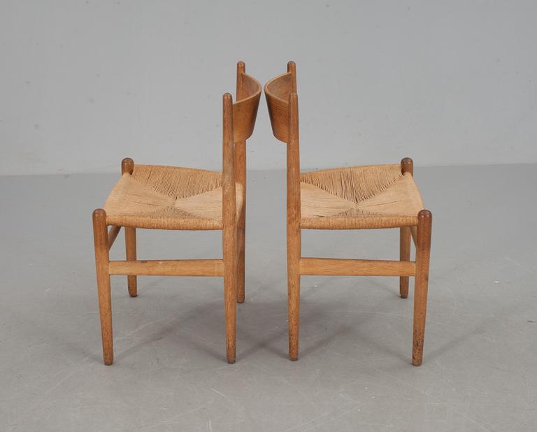 STOLAR, ett par, "CH 36", Hans J Wegner, Carl Hansen, 1900-talets andra hälft.