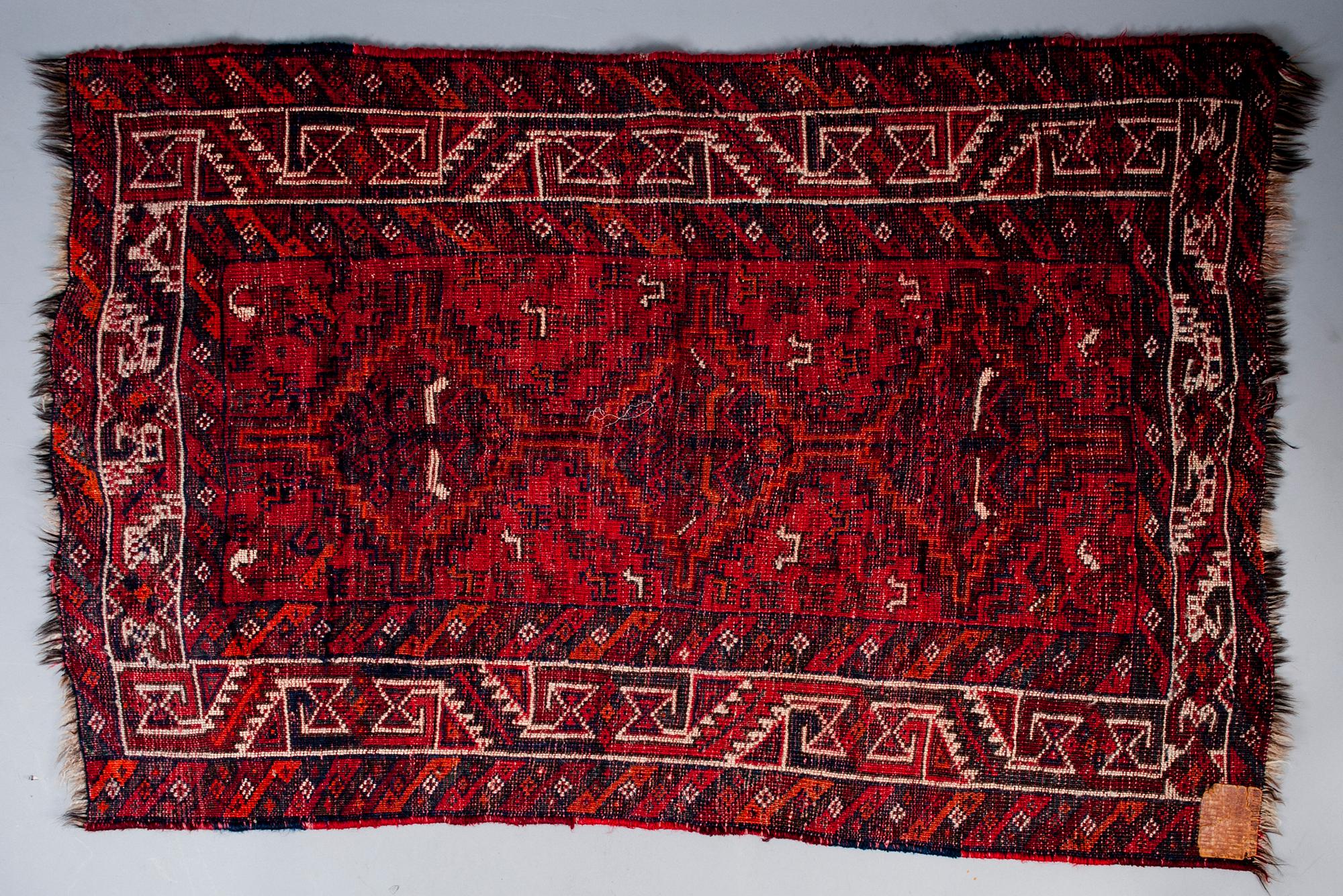 MATTA, Hamadan. Ca 151x97 cm.