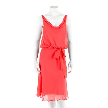 692. DIANE VON FURSTENBERG, a coral silk dress, US size 8.