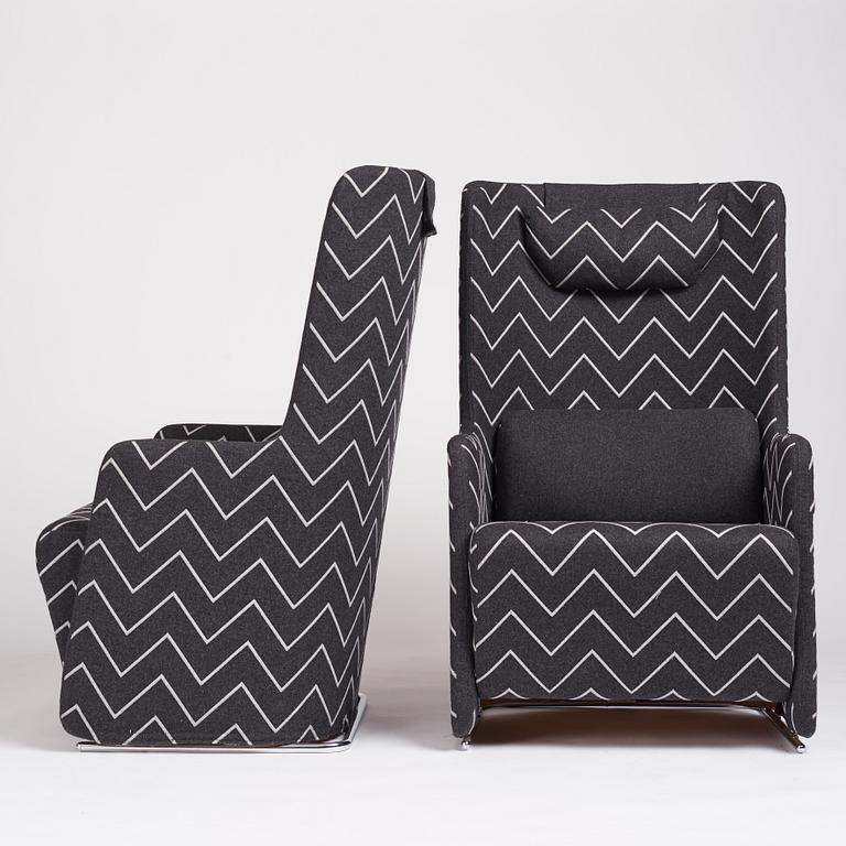Börge Lindau, & Bo Lindekrantz, a pair of "Solo XL" easy chairs, Lammhults Möbel AB, 1960-70-tal.