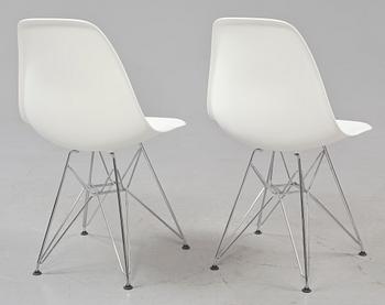 STOLAR, ett par, "Plastic chair", Charles och Ray Eames, Vitra 2004.