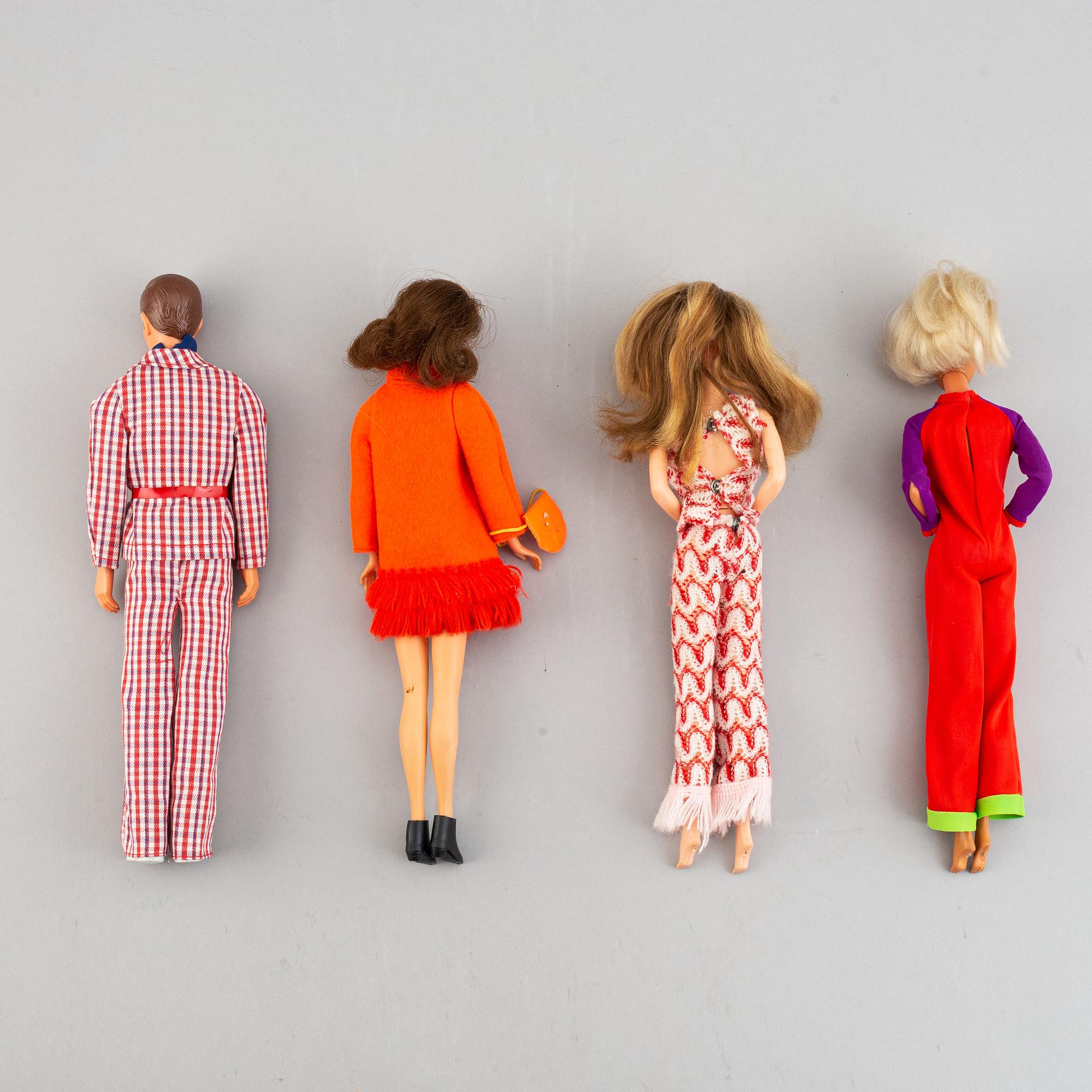 Four Barbiedolls with accessories, Mattel, 1960's-70's.