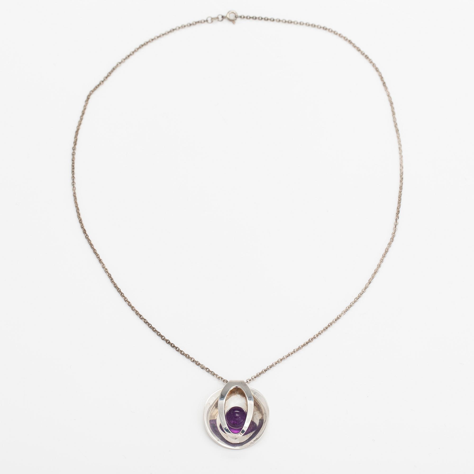 Elis Kauppi, A sterling silver necklace with an amethyst. Kupittaan kulta, Turku.