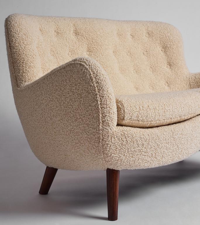 Frits Schlegel, a "Love seat" sofa, Fritz Hansen, Denmark, 1940-50s.