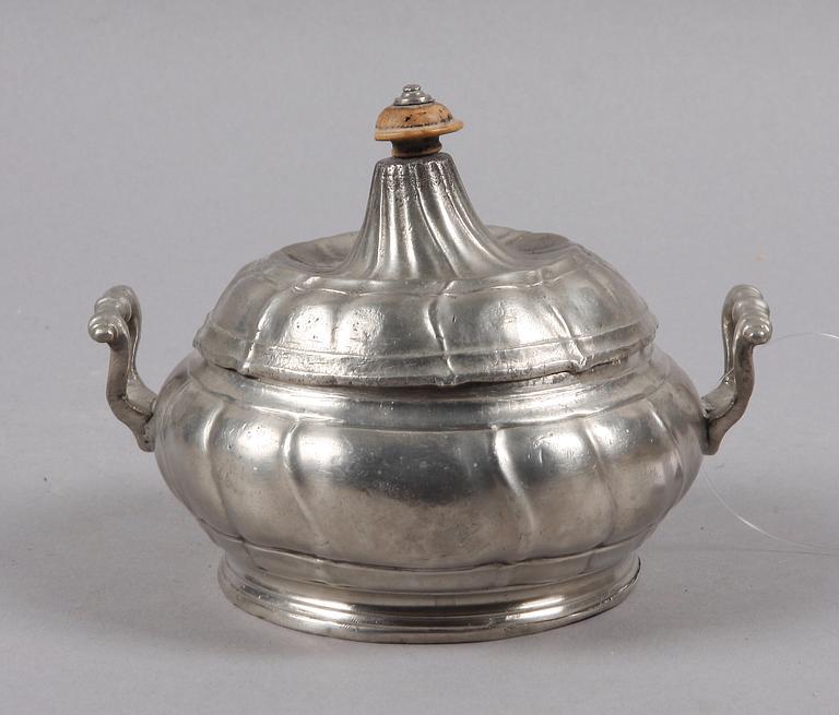 TERRIN, tenn, rokoko, 1700-tal.