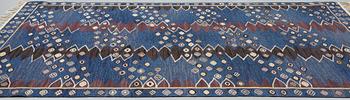 Barbro Nilsson, matta, "Snäckorna", gobelängteknik, ca 309,5-312 x 203-205,5 cm, signerad AB MMF BN.