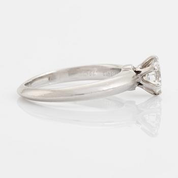 Tiffany & Co, ring, platina med briljantslipad diamant 0,79 ct.