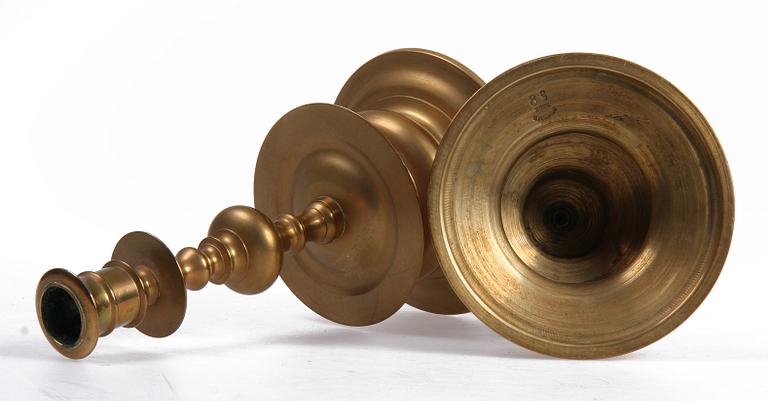 LJUSSTAKAR, ett par, Gusum, 1900-tal.