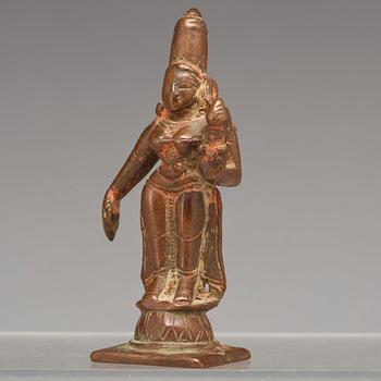 GUDOMAR, tre stycken, kopparlegering. Indien, 1800-tal.