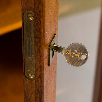 A Finnish display cabinet, 1960:s-70:s, teak.